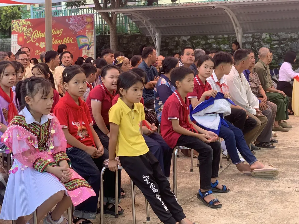 doan-dai-bieu-tri-thuc-tphcm-ve-nguon (15).jpg