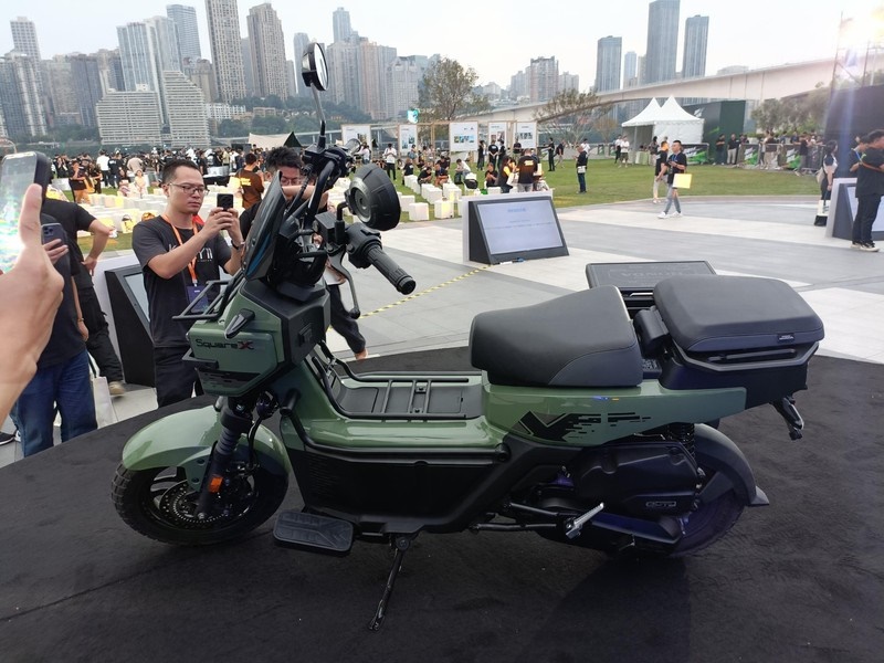 Honda ra mắt xe tay ga SquareX125: Dáng 'hình hộp' độc đáo, ABS 2 kênh - Ảnh 3.