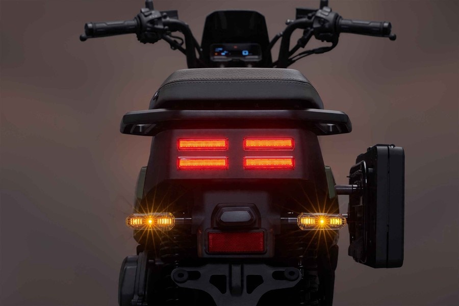 Honda ra mắt xe tay ga SquareX125: Dáng 'hình hộp' độc đáo, ABS 2 kênh - Ảnh 5.