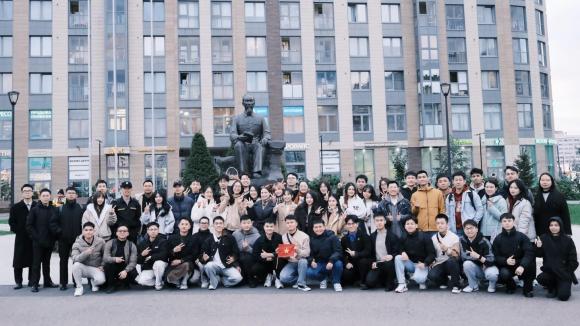 Sao Việt 25/9, tin sao việt mới nhất