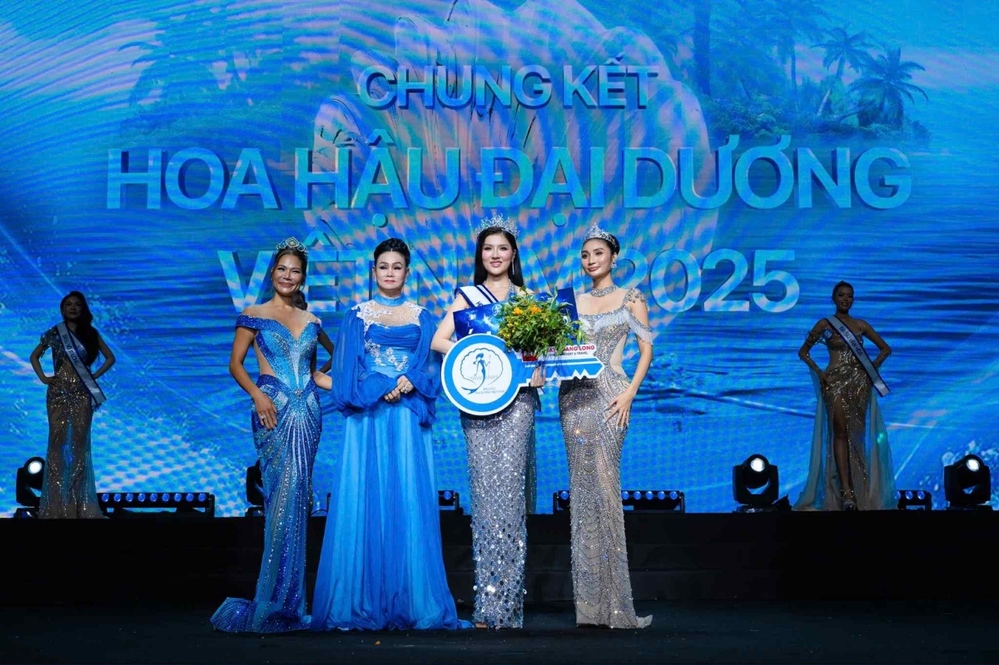 1758780851 620 Diem Chau Tu co gai rut re den danh hieu