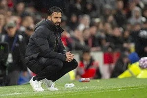 Sớm muộn gì MU cũng sa thải Amorim