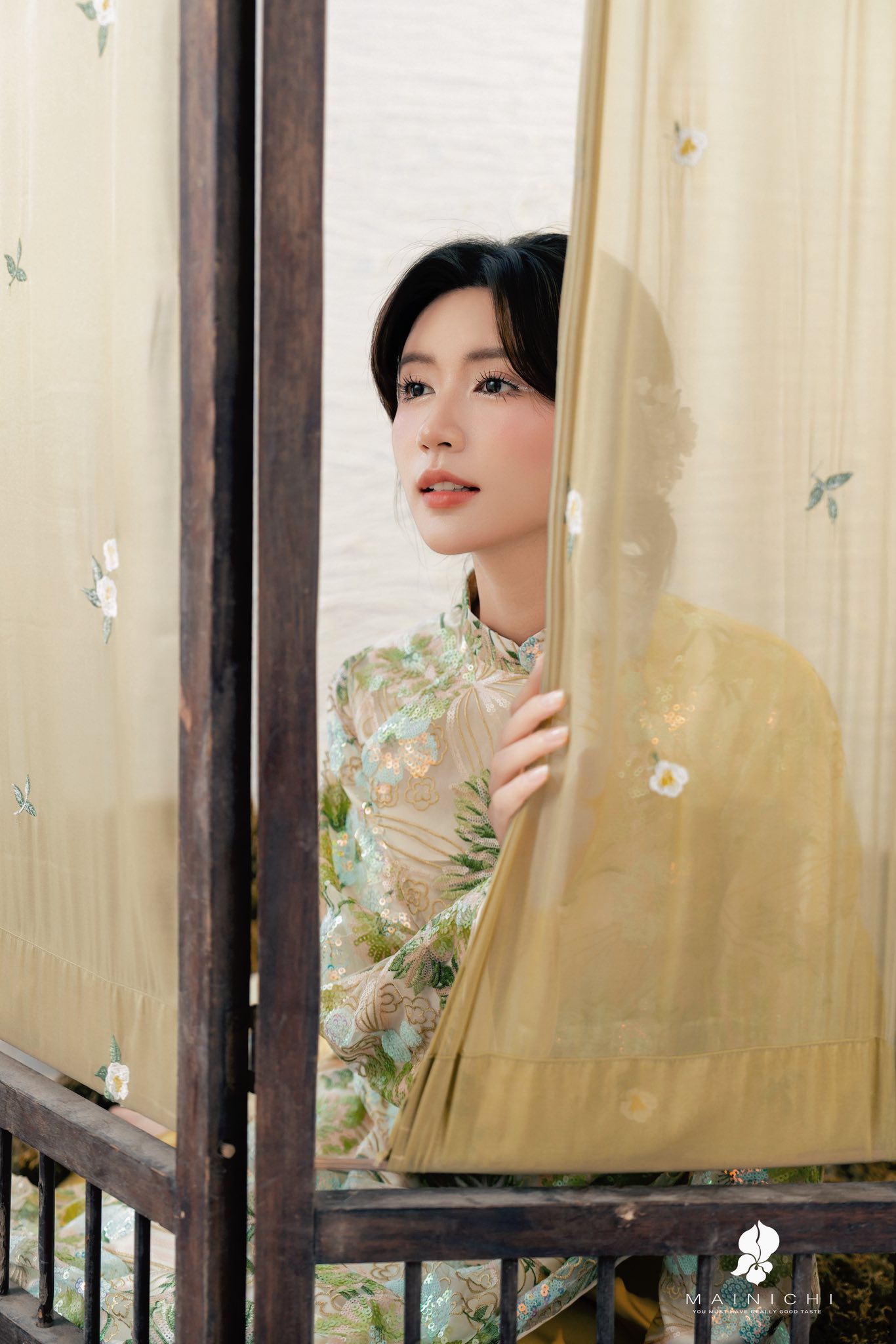 Đã con mắt trước visual của tiểu thư tài phiệt đẹp ná thở, nhìn tủ đồ thôi mà chị em phát hờn lên được- Ảnh 9.