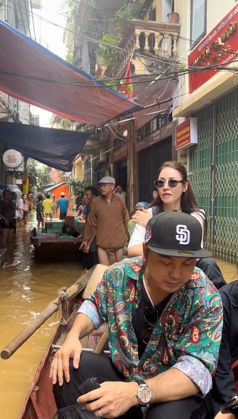 Loạt ồn ào khiến Ưng Hoàng Phúc mất hết hình tượng: Từ đi làm từ thiện ở khu nhà giàu đến quảng cáo web cá độ - Ảnh 2.