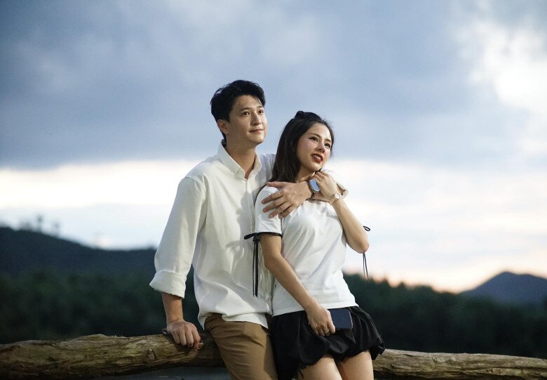 Sao Việt 24h: Vợ trẻ Công Lý tiết lộ làm việc ngày đêm để có tiền cho chồng sang Nhật Bản chữa bệnh - 11