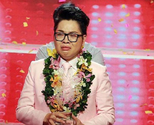 Nam ca sĩ từng bị dọa đánh, đổ muối ớt lên đầu: Lột xác thành quán quân thế giới- Ảnh 3.