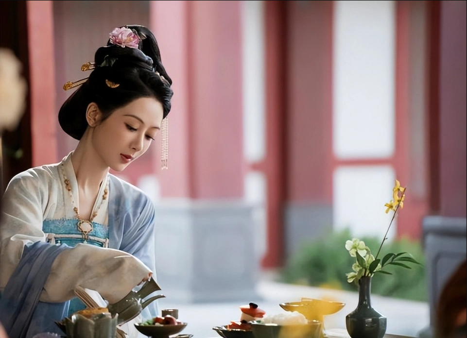 10 mỹ nhân thời Đường đẹp nhất Trung Quốc: Lưu Diệc Phi xếp sau Dương Tử, hạng 1 đúng chuẩn quốc sắc thiên hương - Ảnh 5.