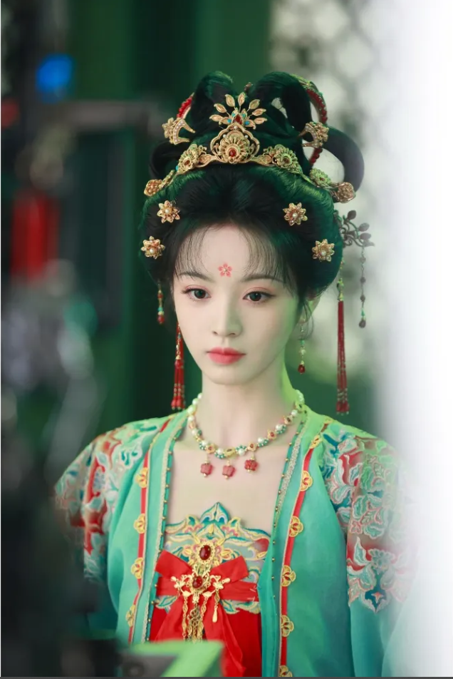 10 mỹ nhân thời Đường đẹp nhất Trung Quốc: Lưu Diệc Phi xếp sau Dương Tử, hạng 1 đúng chuẩn quốc sắc thiên hương - Ảnh 7.