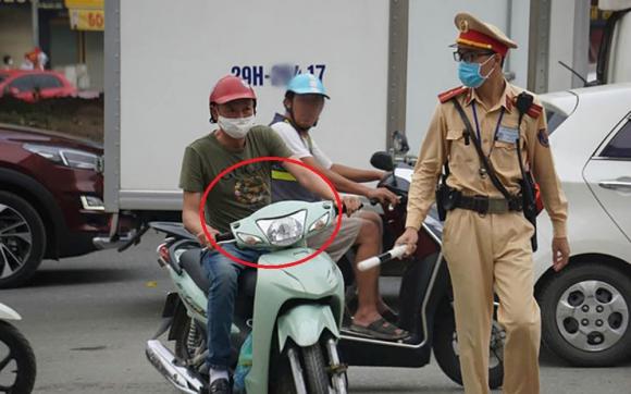 lỗi xe không có gương chiếu hậu, xe không gương, nghị định 168