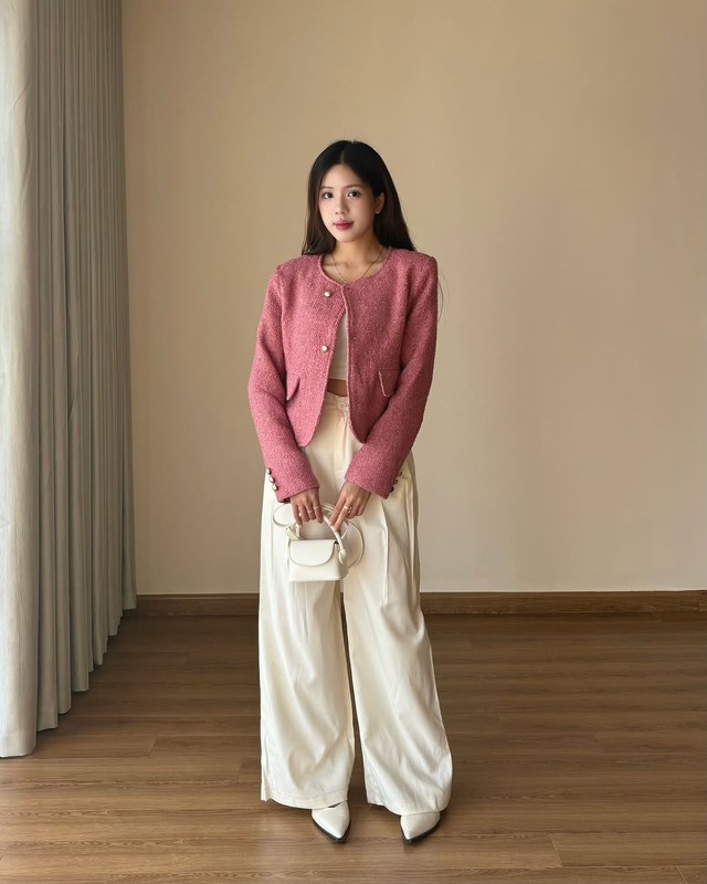 Tự tin ‘thăng hạng’ phong cách với những bản phối cùng áo dạ tweed- Ảnh 3. Tự tin ‘thăng hạng’ phong cách với những bản phối cùng áo dạ tweed- Ảnh 3.