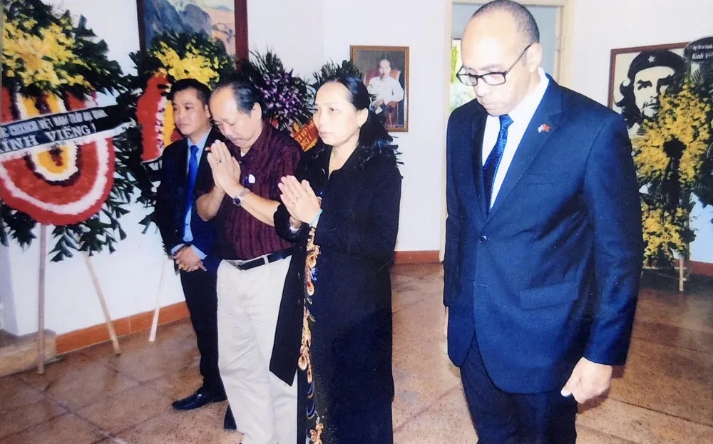 tổng lãnh sự cuba 5.jpg