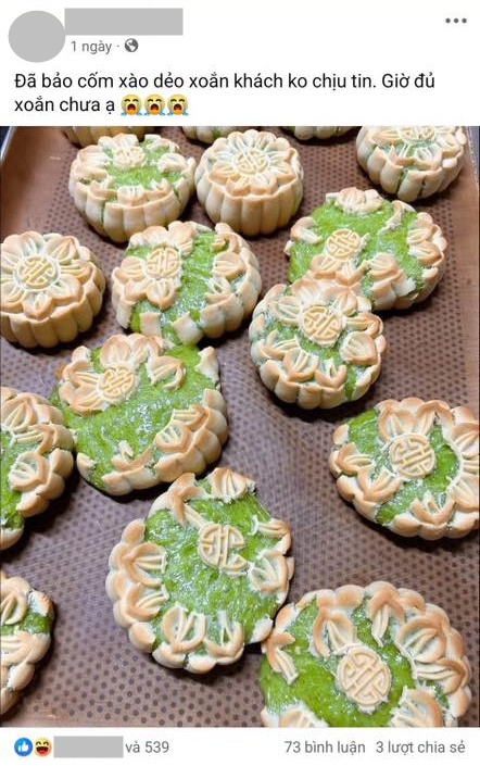 Mẻ bánh Trung thu nhân cốm xào "phông bạt" nhất lúc này: Của ai lên tiếng đi trời! - Ảnh 2. Mẻ bánh Trung thu nhân cốm xào "phông bạt" nhất lúc này: Của ai lên tiếng đi trời! - Ảnh 2.