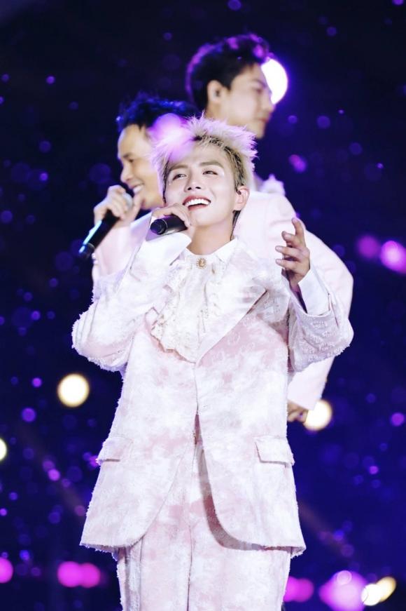 Sao Việt 26/9, tin sao việt mới nhất