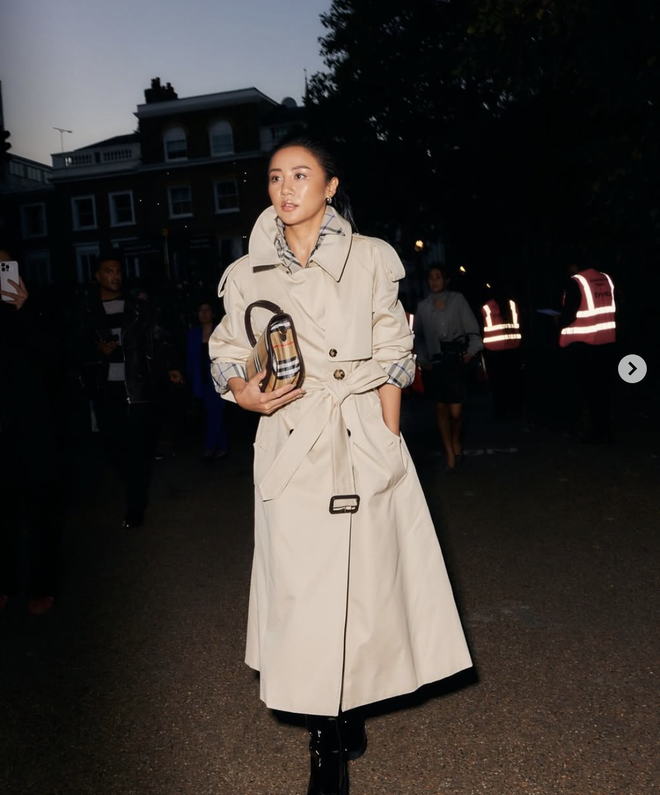 Áo khoác dáng dài tông trung tính, lựa chọn an toàn nhưng đầy khí chất  - Ảnh 3.