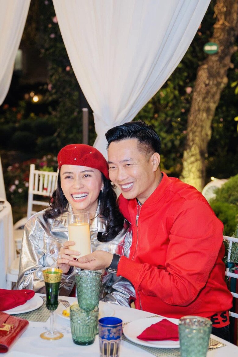 Hoa Thanh Tùng luôn tự hào mỗi khi nhắc về bà xã.