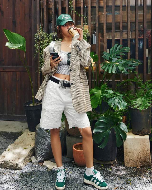 Áo blazer, 'chìa khóa vàng' cho vẻ ngoài thanh lịch 5 Áo blazer, 'chiếc chìa khóa vàng' cho vẻ ngoài thanh lịch - Ảnh 5.