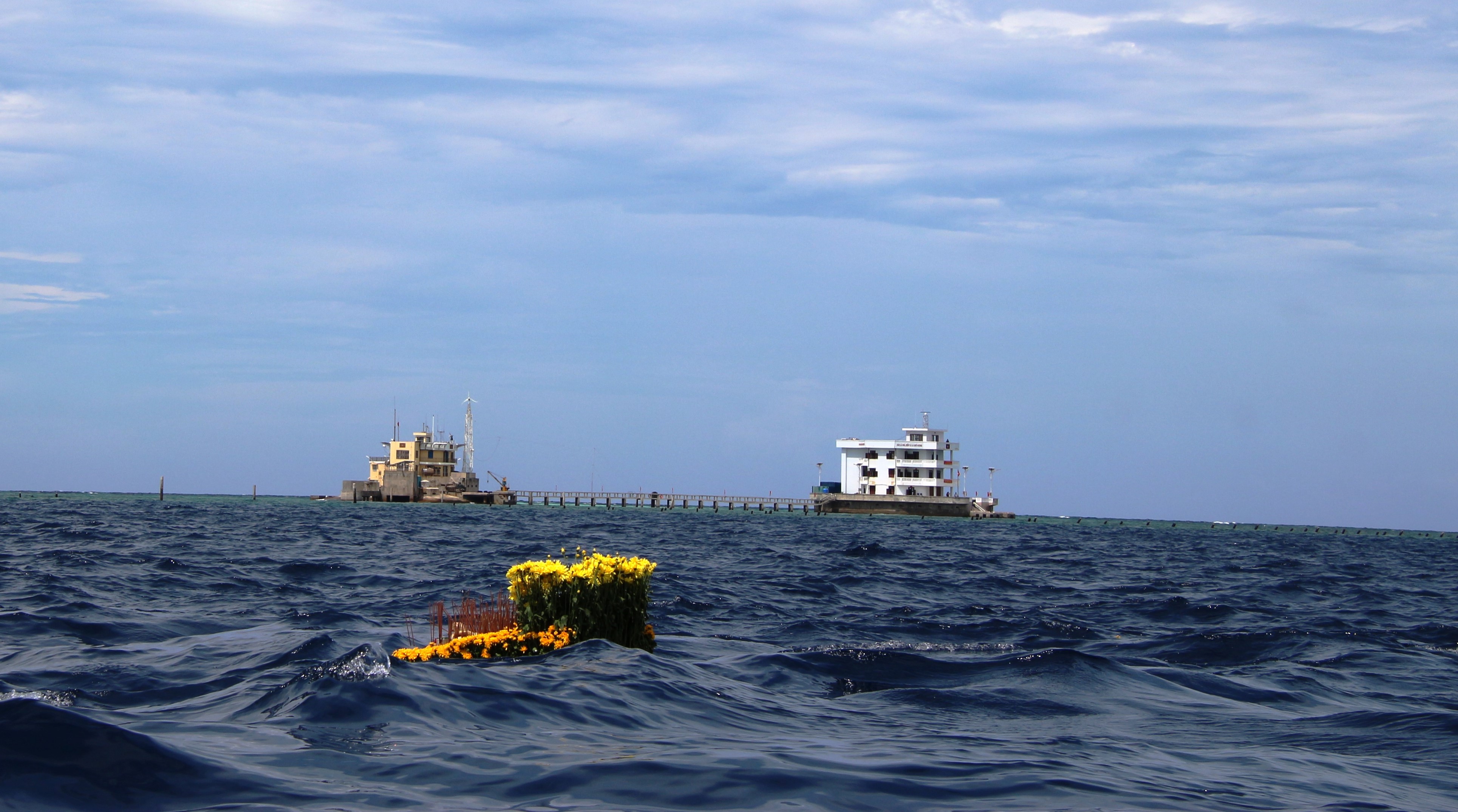 Cuộc thi viết về chủ quyền quốc gia: Lời thề giữ biển- Ảnh 2. Cuộc thi viết về chủ quyền quốc gia: Lời thề giữ biển- Ảnh 2.