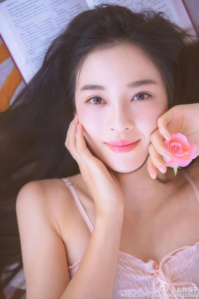 Cái kết của nữ diễn viên đập tiền đi 