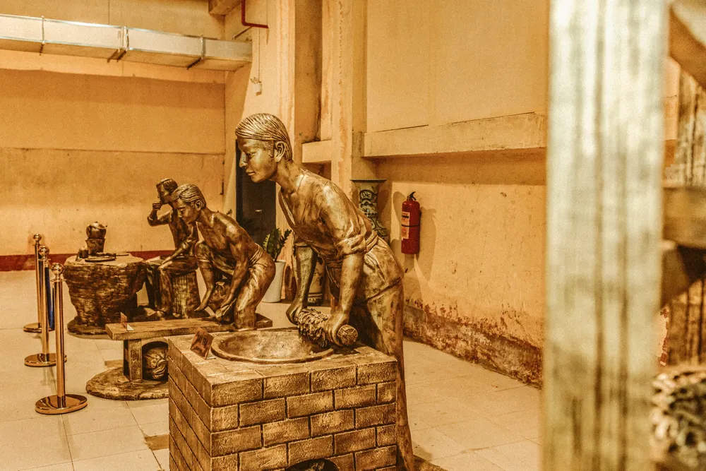 Làm trà Oolong truyền thống.jpg