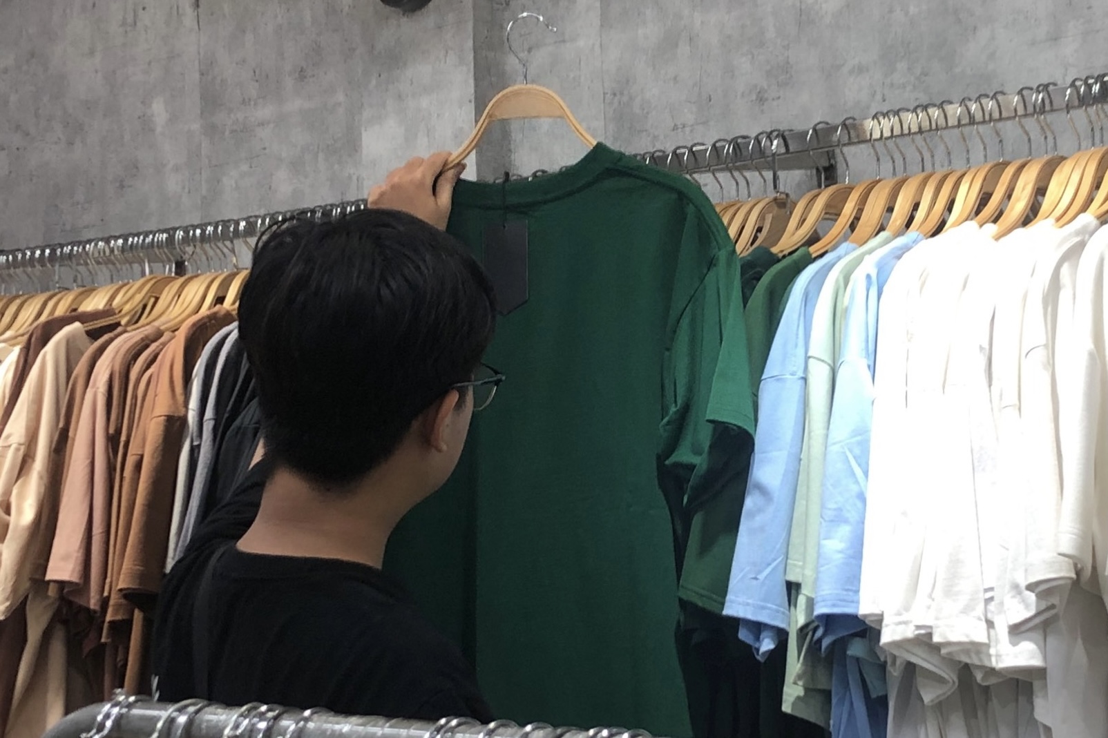 Nhiều bạn trẻ mới đầu tháng đã cháy túi, sống lay lắt qua ngày chờ nhận lương - Ảnh 2. Những bạn trẻ Gen Z cháy túi ngay đầu tháng chia sẻ kinh nghiệm quản lý chi tiêu - Ảnh 2.