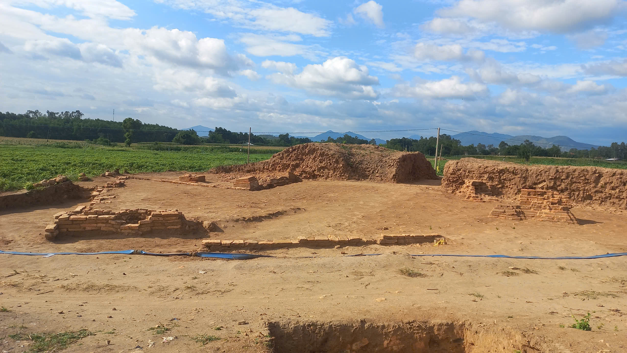 Khai quật tháp Phú Ân, giải mã bí ẩn về nền văn hóa Champa cổ- Ảnh 2.