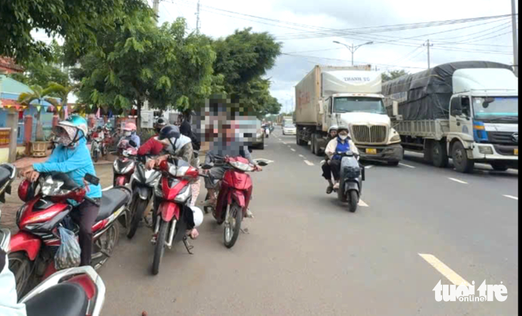 Lo ngại trước tình trạng tai nạn giao thông trong học sinh cao- Ảnh 4. Liên tiếp học sinh gặp tai nạn giao thông ở Đắk Lắk, 39 em tử vong trong 9 tháng - Ảnh 4.