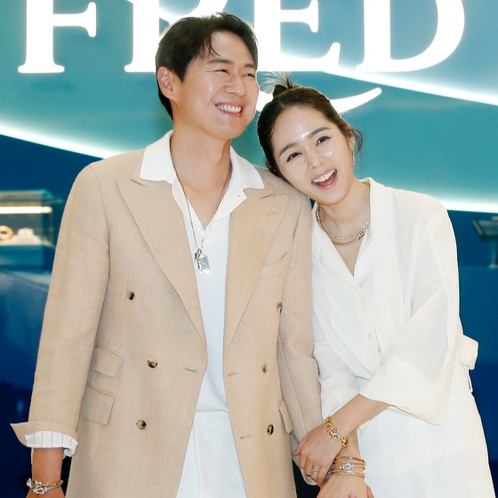 "Cặp đôi vàng" Han Ga In và Yeon Jung Hoon sẽ ly hôn trong 2 năm tới? 5 1758899705 216 Cap doi vang Han Ga In va Yeon Jung Hoon