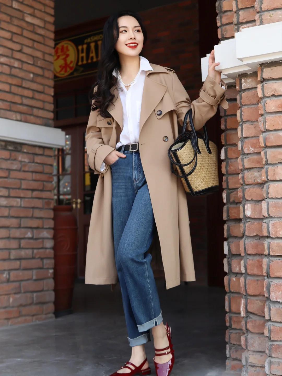 Mùa thu này, phụ nữ U40 chỉ cần style tối giản là đủ toát khí chất thượng lưu - Ảnh 8.