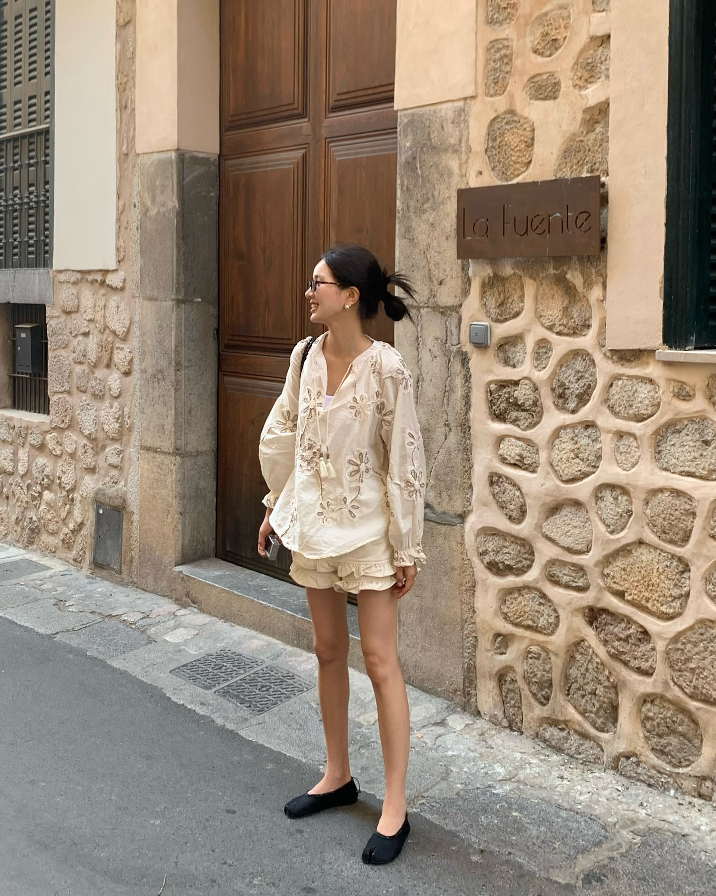 10 set đồ mùa thu màu trung tính dành cho những ai thích sự đơn giản, tinh tế - Ảnh 9.