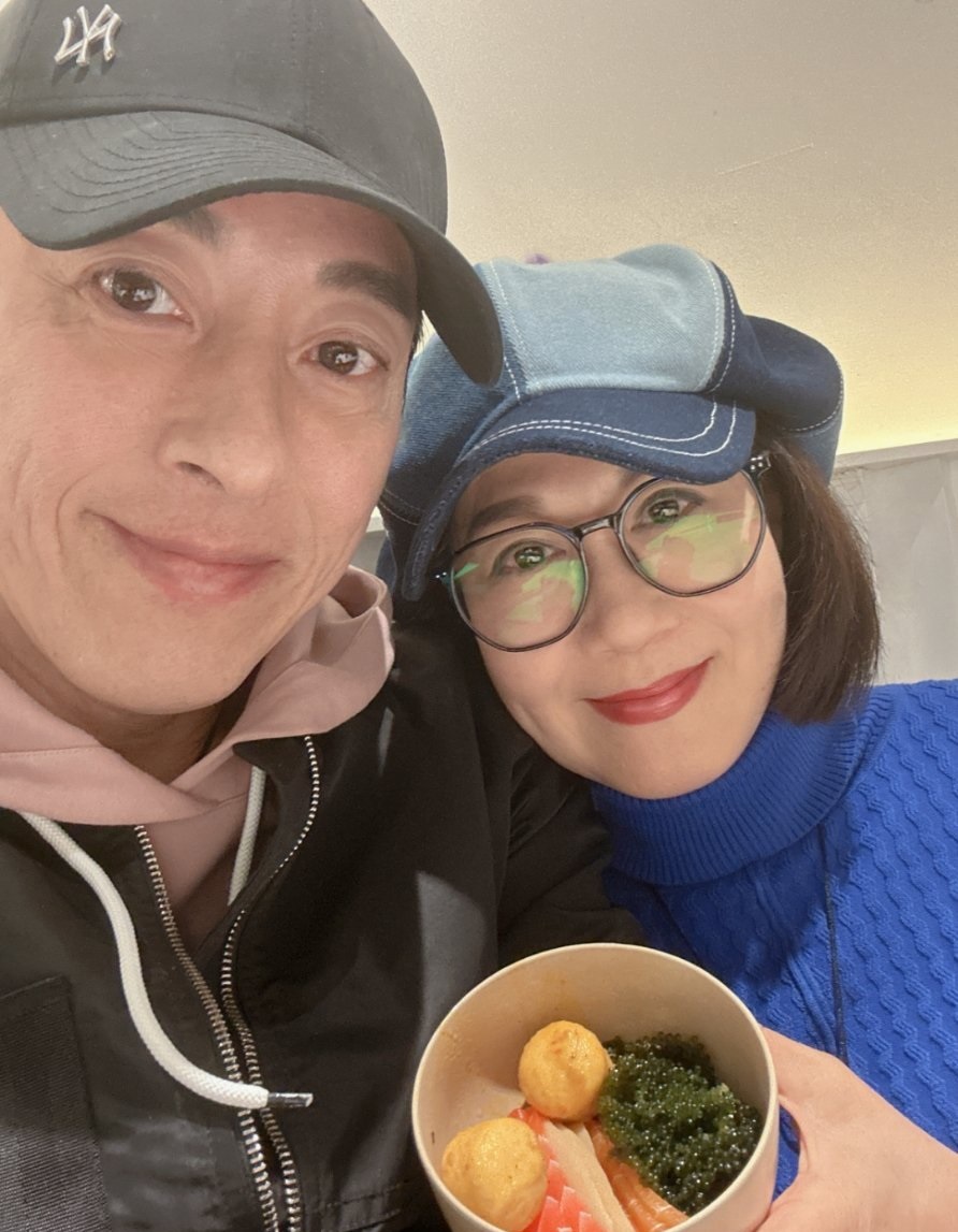 Cặp sao ăn chay 31 năm và không sinh con gây tranh cãi- Ảnh 5. Cặp sao ăn chay 31 năm và không sinh con gây tranh cãi- Ảnh 5.