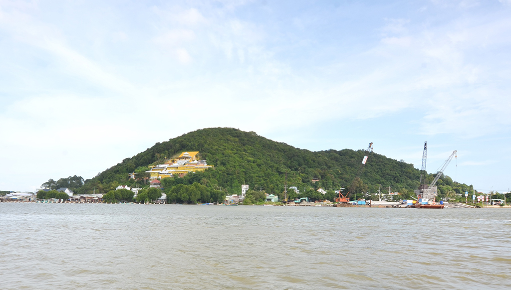 Hà Tiên thập cảnh: Nam Phố Trừng Ba là cồn Quay Vạc- Ảnh 5. Hà Tiên thập cảnh: Nam Phố Trừng Ba là cồn Quay Vạc- Ảnh 5.