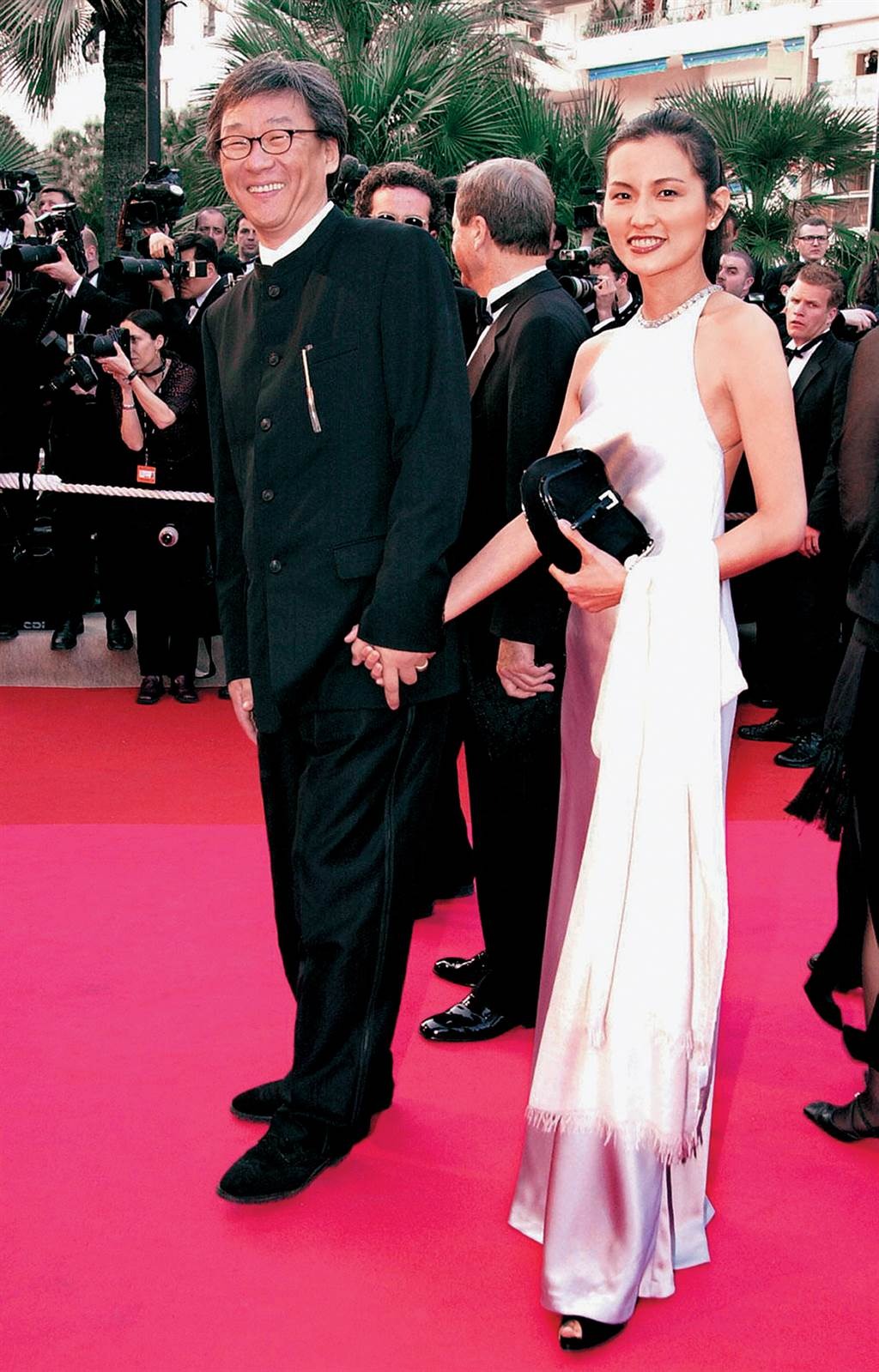 5 sao nam “lật kèo” không đáng mặt đàn ông: Cấm vợ sinh con rồi lại ra ngoài 5 sao nam “lật kèo” không đáng mặt đàn ông: Cấm vợ sinh con rồi lại ra ngoài