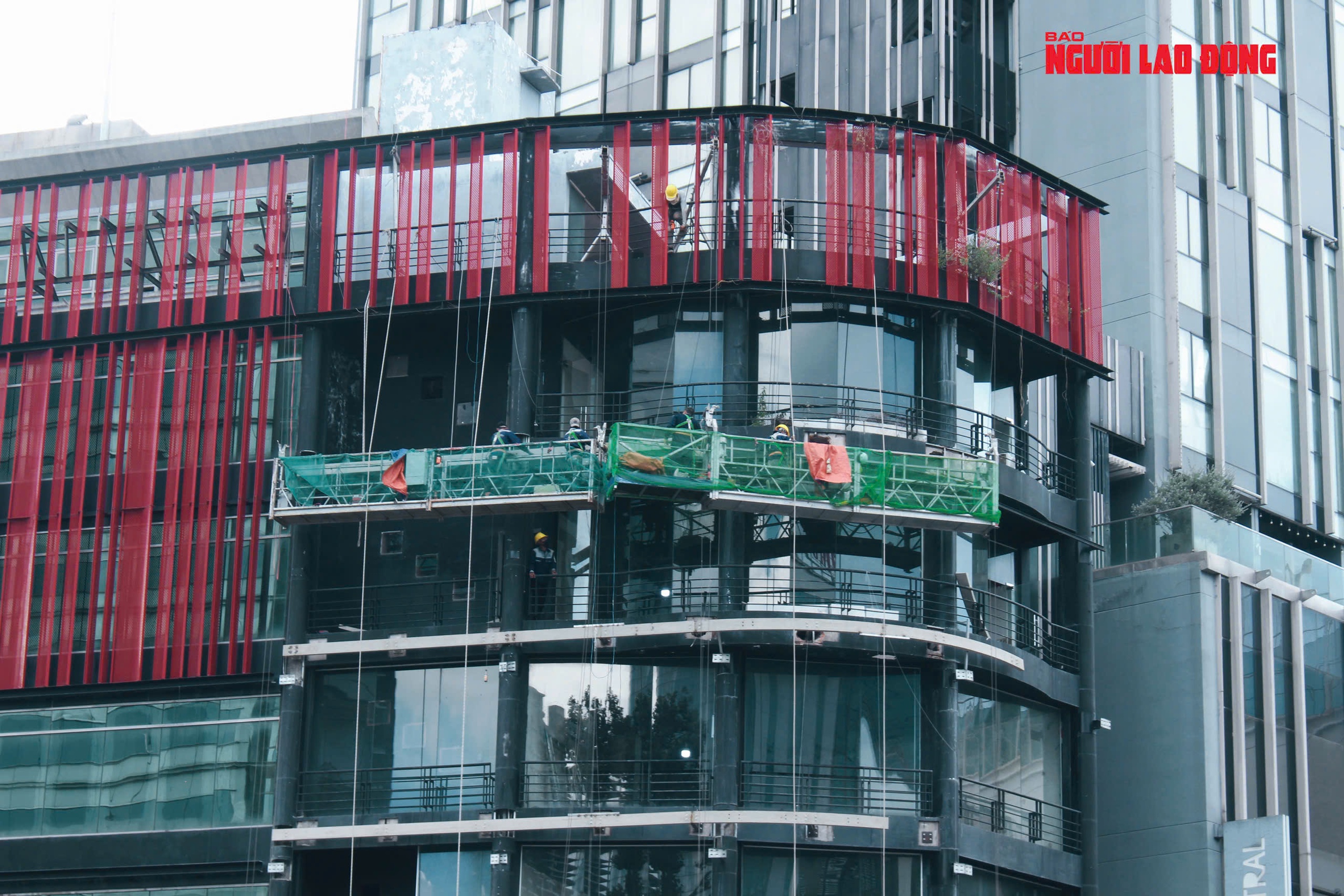 Mặt bằng siêu sang ở trung tâm TP HCM sôi động trở lại, có nơi cho thuê cả tỉ đồng/tháng - Ảnh 2. Mặt bằng siêu sang ở trung tâm TP HCM sôi động trở lại, có nơi cho thuê cả tỉ đồng/tháng - Ảnh 2.