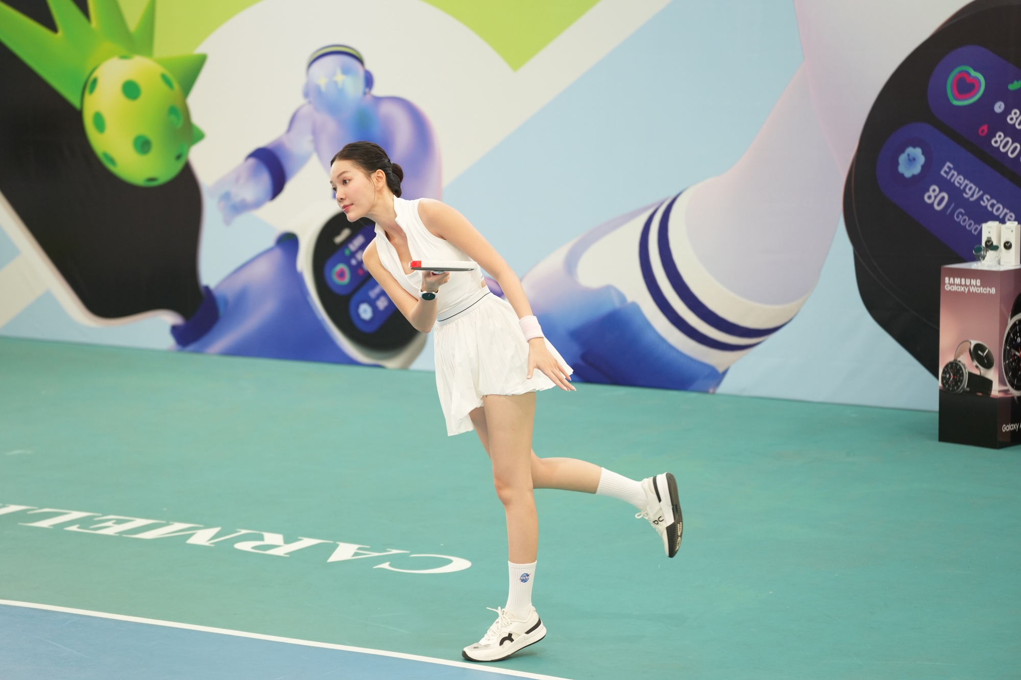 Xả loạt ảnh nét nèn nẹt của gái đẹp miền Tây “đại náo” sân pickleball: Giờ ai cũng cỡ này rồi hả? - Ảnh 2.