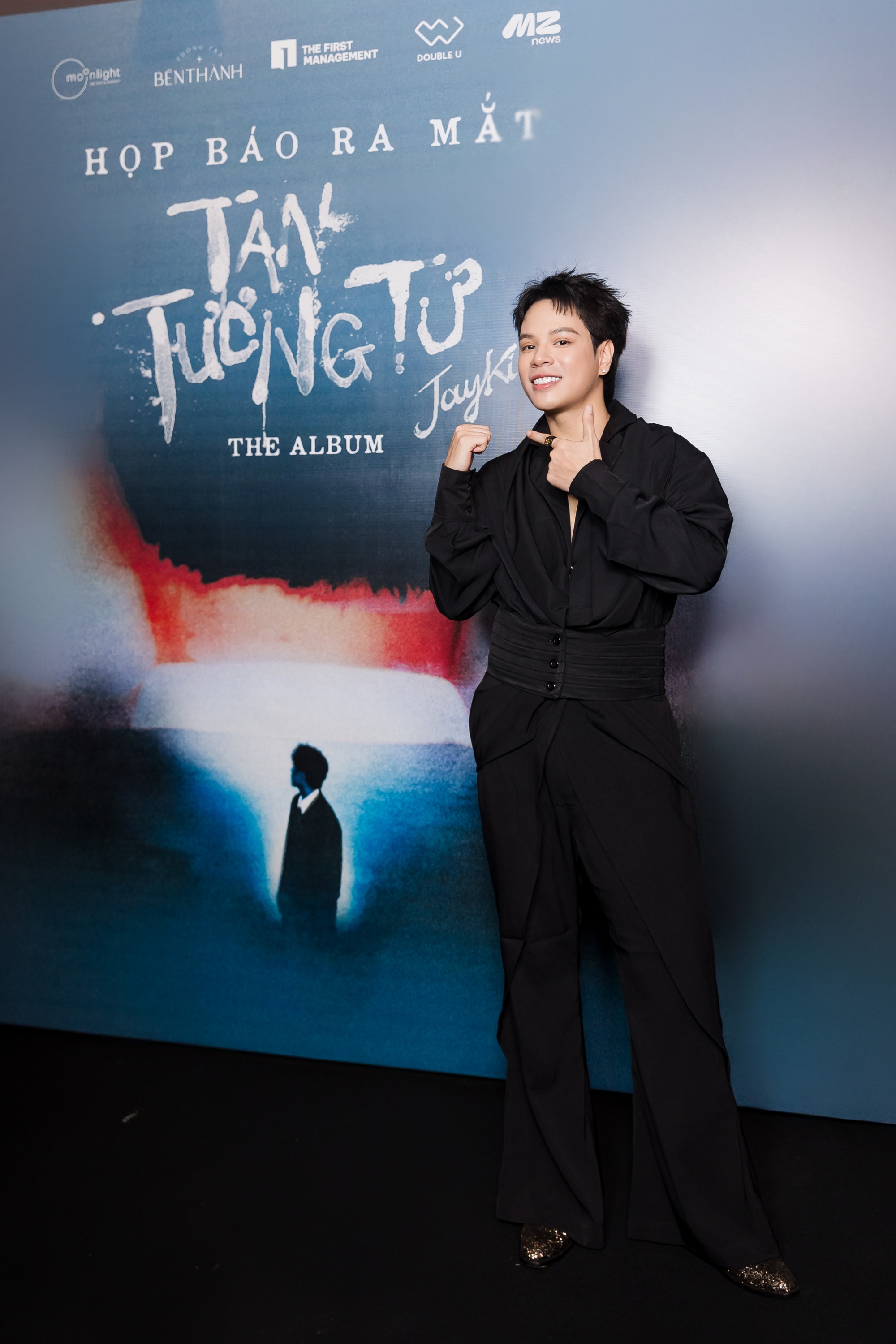 Nam ca sĩ nổi tiếng được vợ đầu tư hẳn 1 cây vàng để làm album - Ảnh 3.