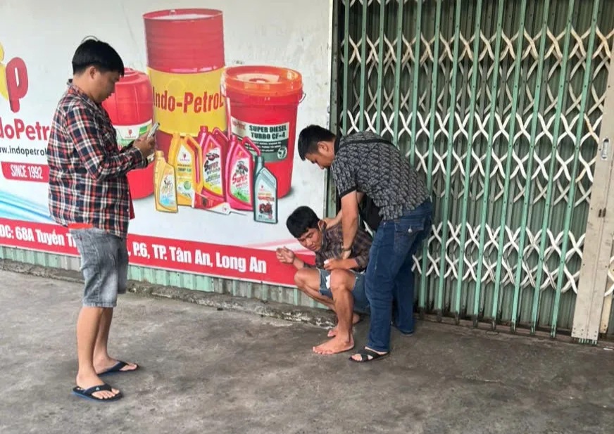 cướp giật điện thoại 2.jpg