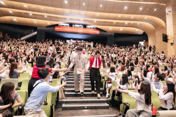 Sao Việt 27/9 12 Sao Việt 27/9, tin sao việt mới nhất