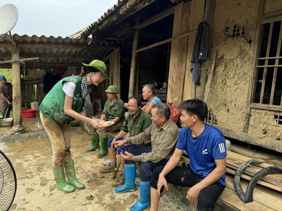 Sao Việt 27/9 8 Sao Việt 27/9, tin sao việt mới nhất