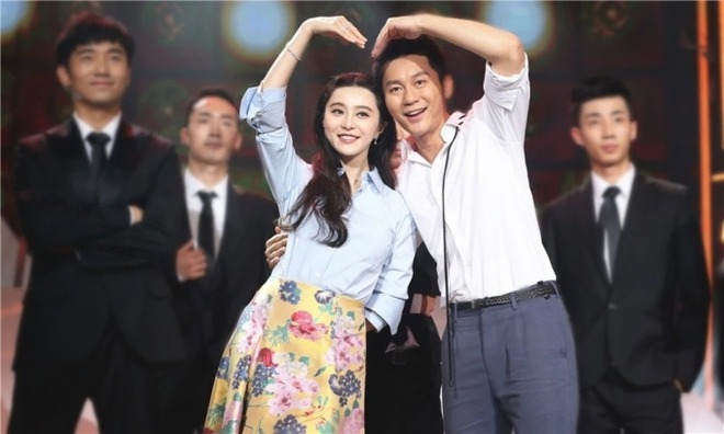 "Tóm gọn" Phạm Băng Băng hẹn hò trai lạ, còn mua nhà chung sống với nhau ở Nhật Bản? - Ảnh 4. "Tóm gọn" Phạm Băng Băng hẹn hò trai lạ, còn mua nhà chung sống với nhau ở Nhật Bản? - Ảnh 4.