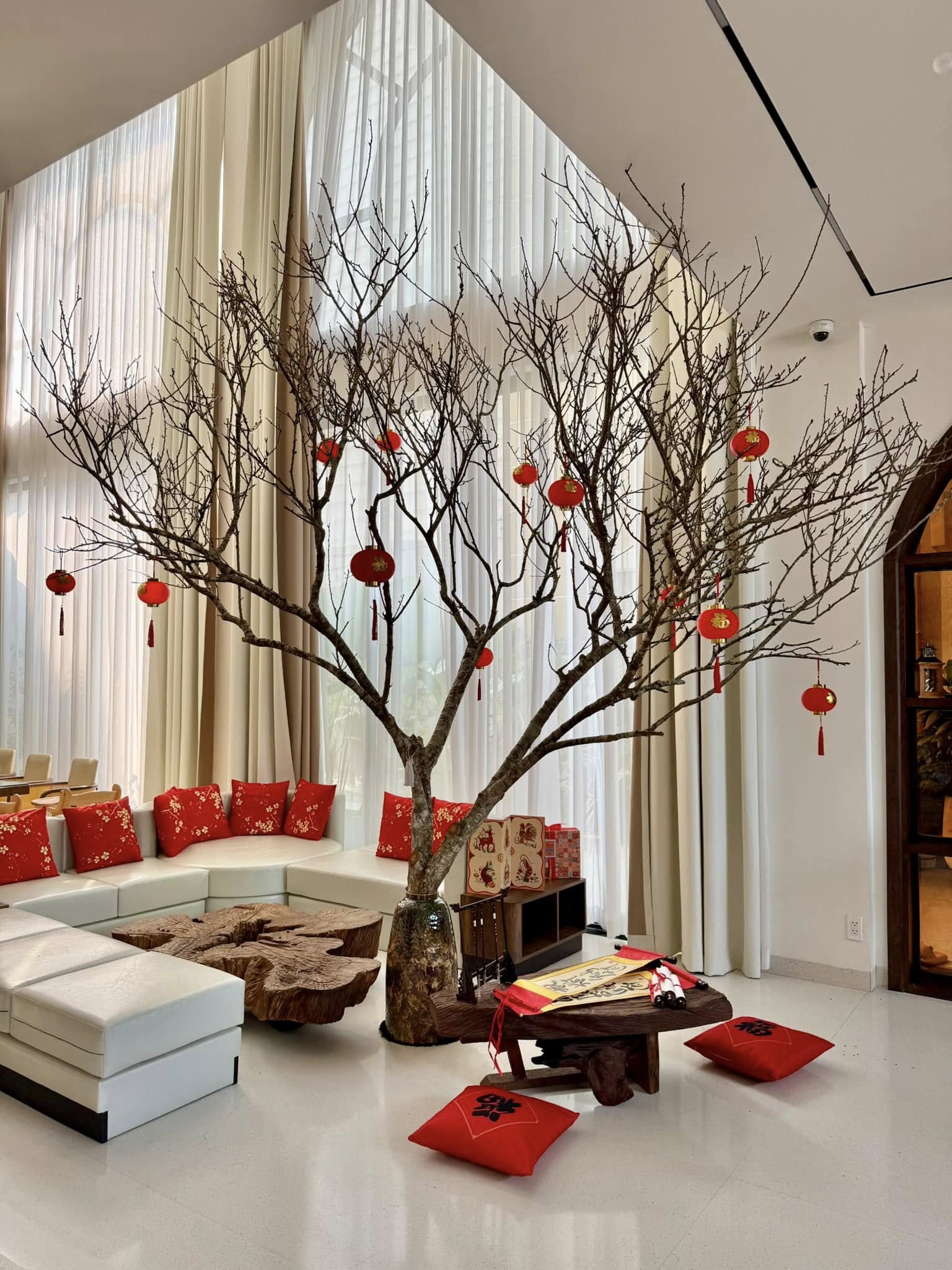 Nữ nghệ sĩ trẻ đẹp là CEO sở hữu spa làm đẹp, khu du lịch sinh thái 50.000m2, sinh 4 con cho đại gia - Ảnh 6. Nữ nghệ sĩ trẻ đẹp là CEO sở hữu spa làm đẹp, khu du lịch sinh thái 50.000m2, sinh 4 con cho đại gia - Ảnh 6.