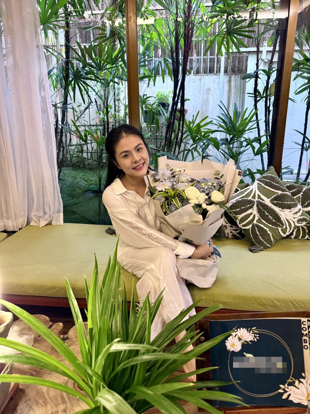 Nữ nghệ sĩ trẻ đẹp là CEO sở hữu spa làm đẹp, khu du lịch sinh thái 50.000m2, sinh 4 con cho đại gia - Ảnh 9. Nữ nghệ sĩ trẻ đẹp là CEO sở hữu spa làm đẹp, khu du lịch sinh thái 50.000m2, sinh 4 con cho đại gia - Ảnh 9.