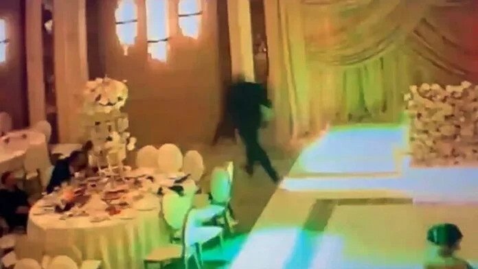 Cô dâu tái mặt trong đêm tân hôn vì chú rể biến mất cùng toàn bộ tiền mừng cưới, sự thật "hú hồn" sáng tỏ vào sáng hôm sau - Ảnh 2.