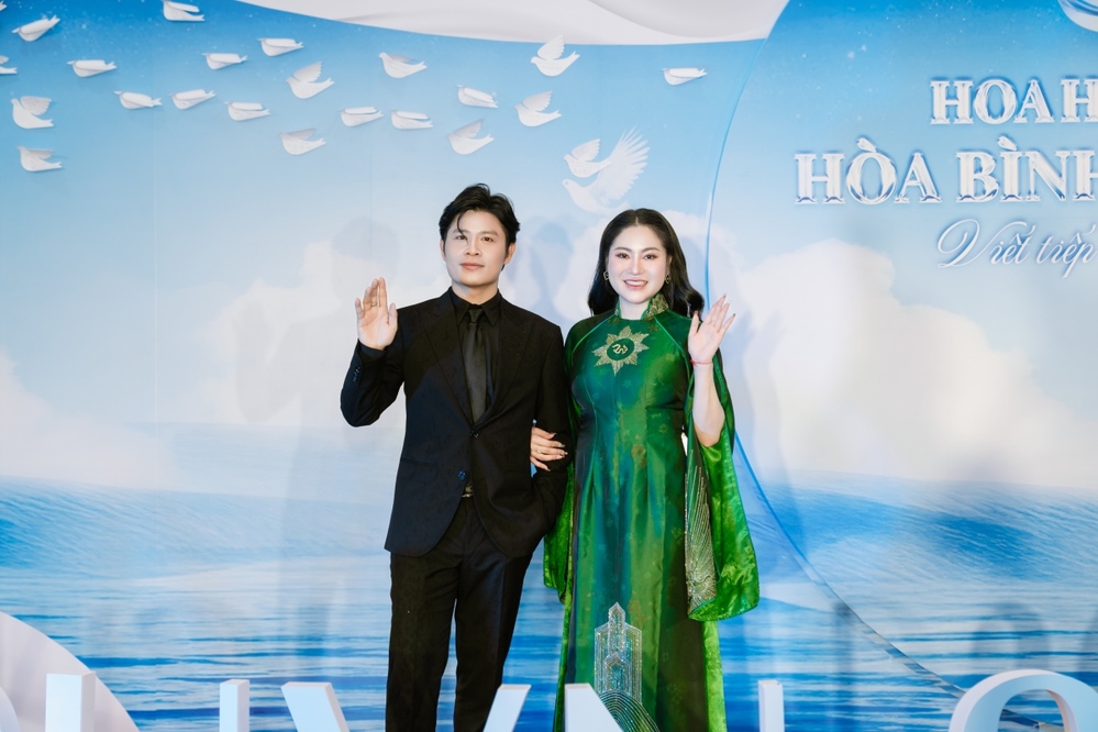  - Tin sao Viet - Tin tuc sao Viet - Scandal sao Viet - Tin tuc cua Sao - Tin cua Sao