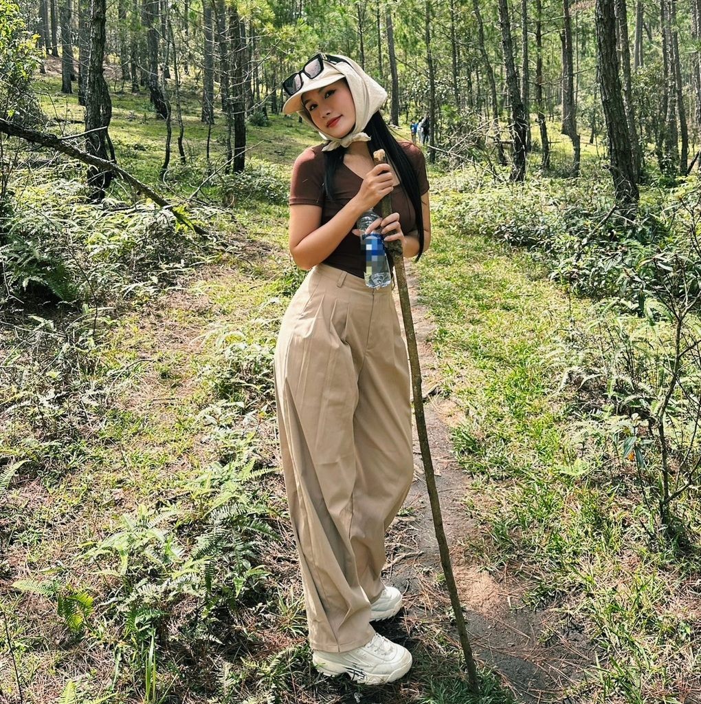 Ca sĩ hát hit tỷ view làm nấm lùn khi thi hoa hậu, kể cuộc sống tuổi 30 - 3