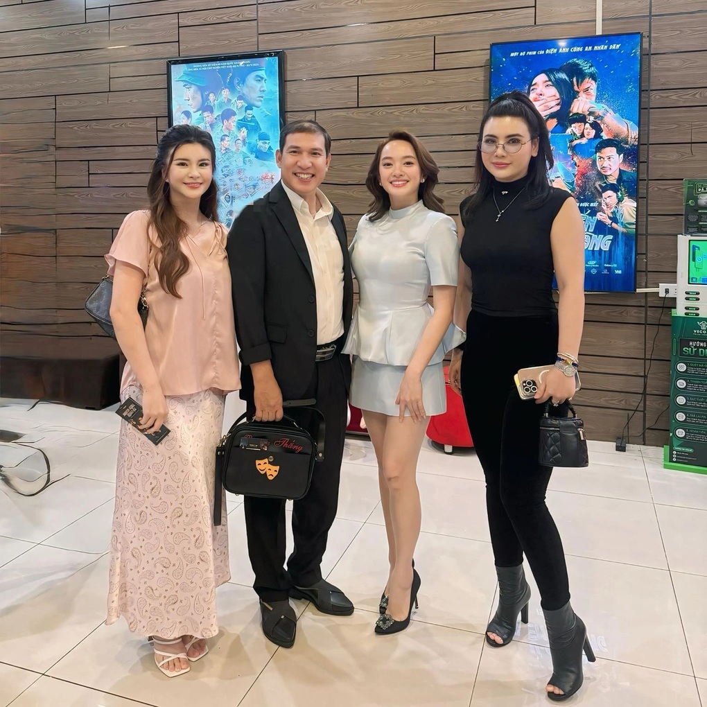 Nhan sắc của NSƯT Kim Oanh sau khi bỏ hơn 1 tỷ đồng phẫu thuật thẩm mỹ - 3