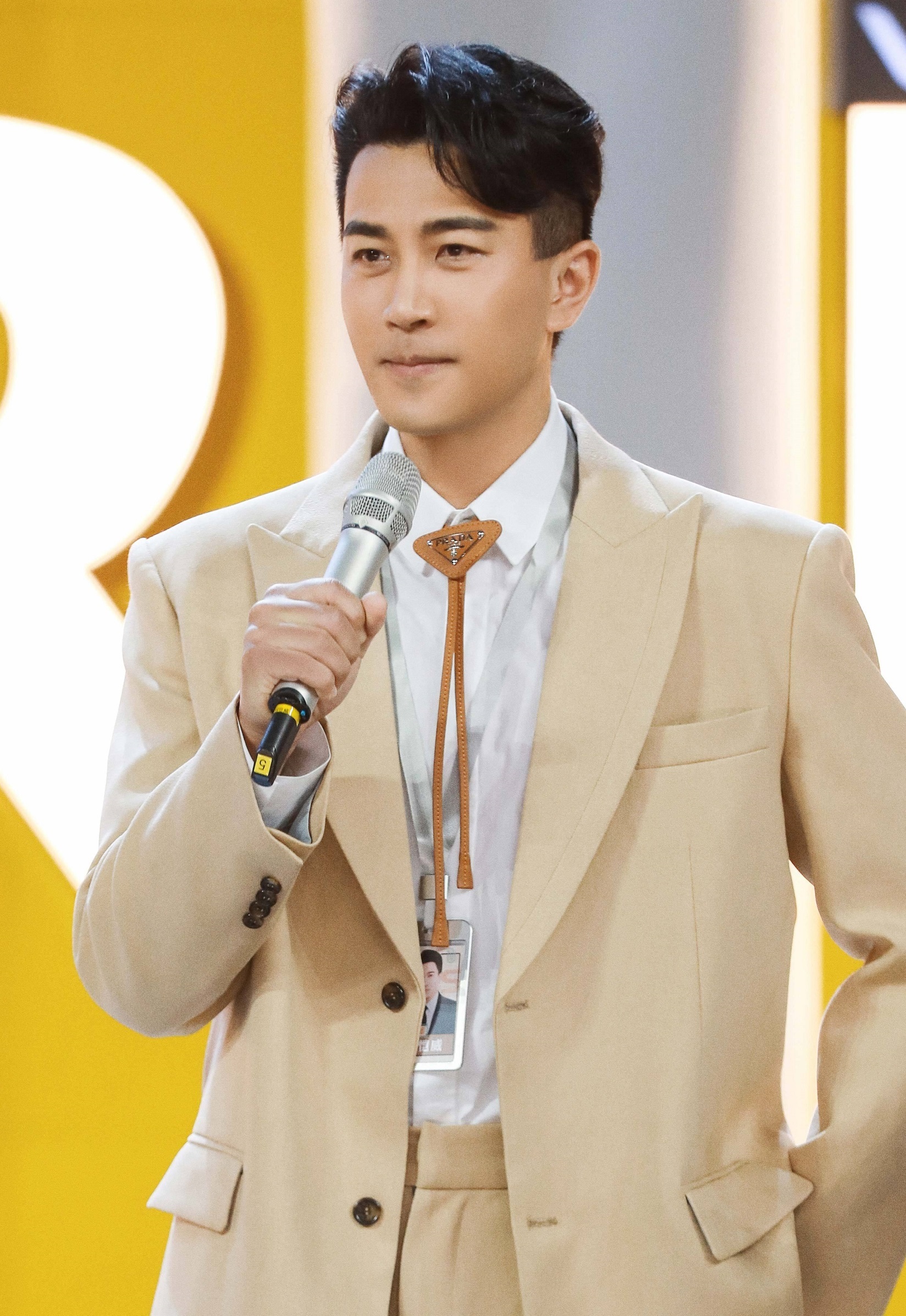 Sao nam đình đám thất nghiệp 5 năm, sống dựa vào trợ cấp của vợ cũ?- Ảnh 4. Sao nam đình đám thất nghiệp 5 năm, sống dựa vào trợ cấp của vợ cũ?- Ảnh 4.