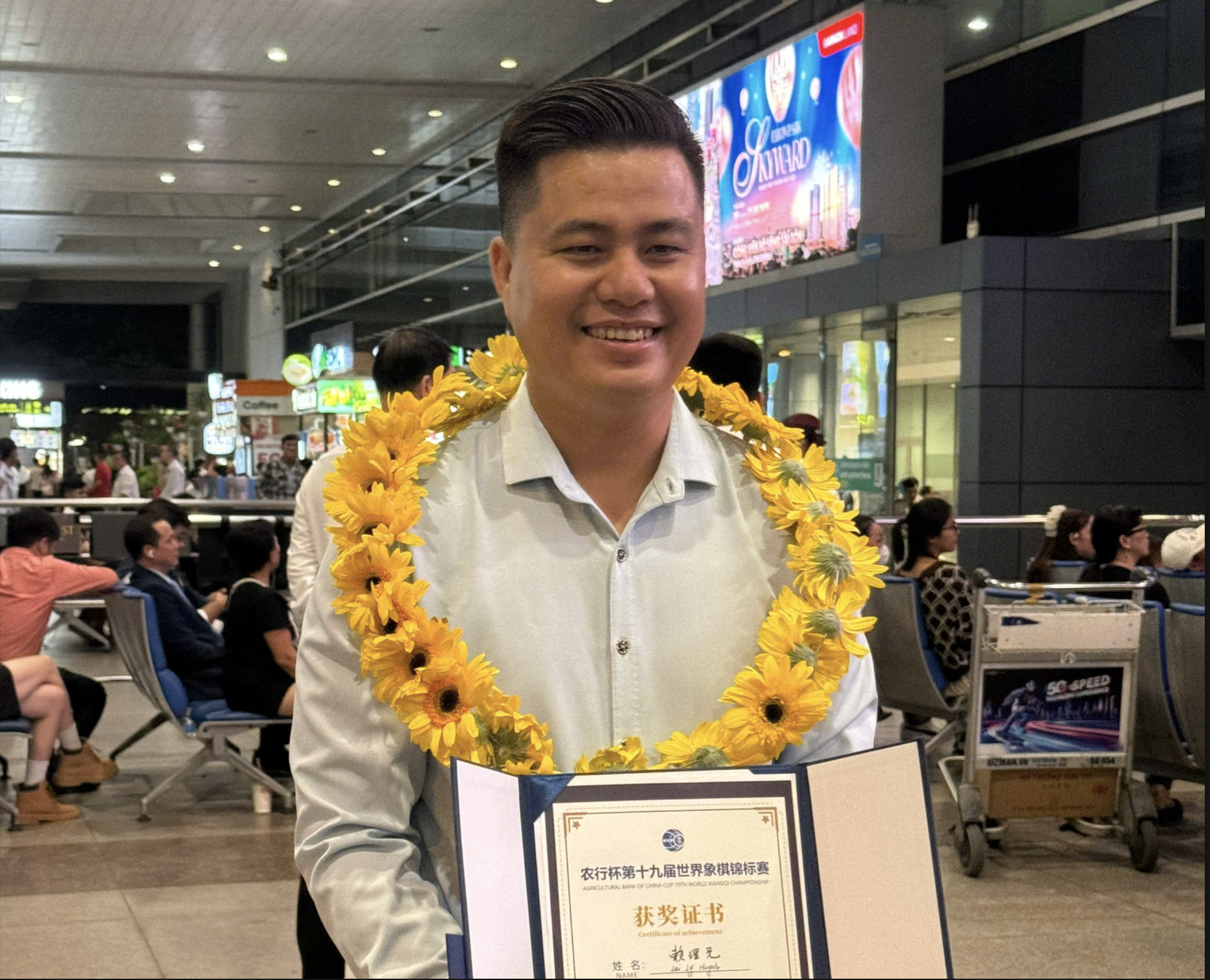 Ngày về của nhà vô địch cờ tướng thế giới Lại Lý Huynh - Ảnh 3.