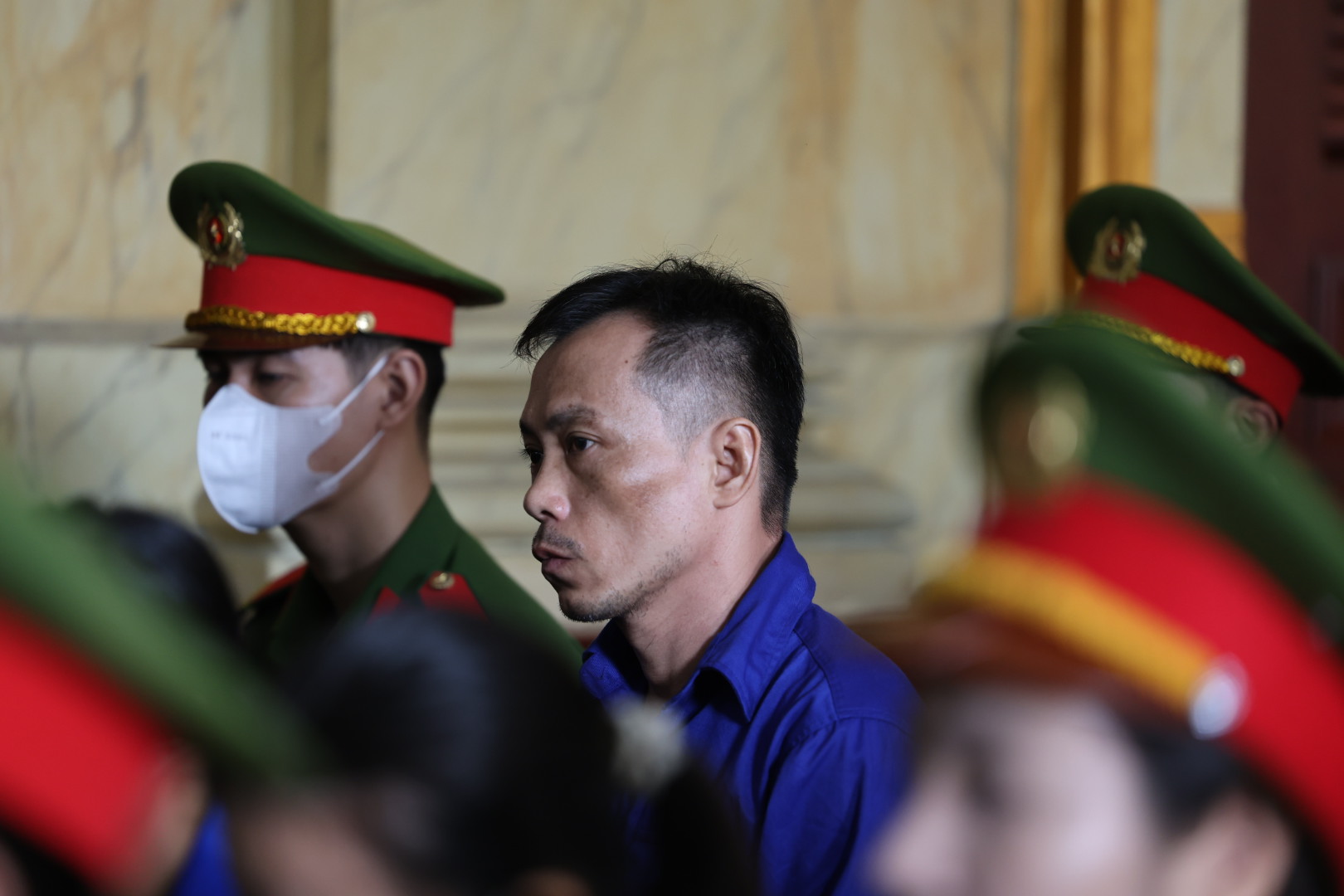 Đề nghị tuyên phạt cựu Tổng giám đốc SJC Lê Thúy Hằng đến 30 năm tù - Ảnh 4.