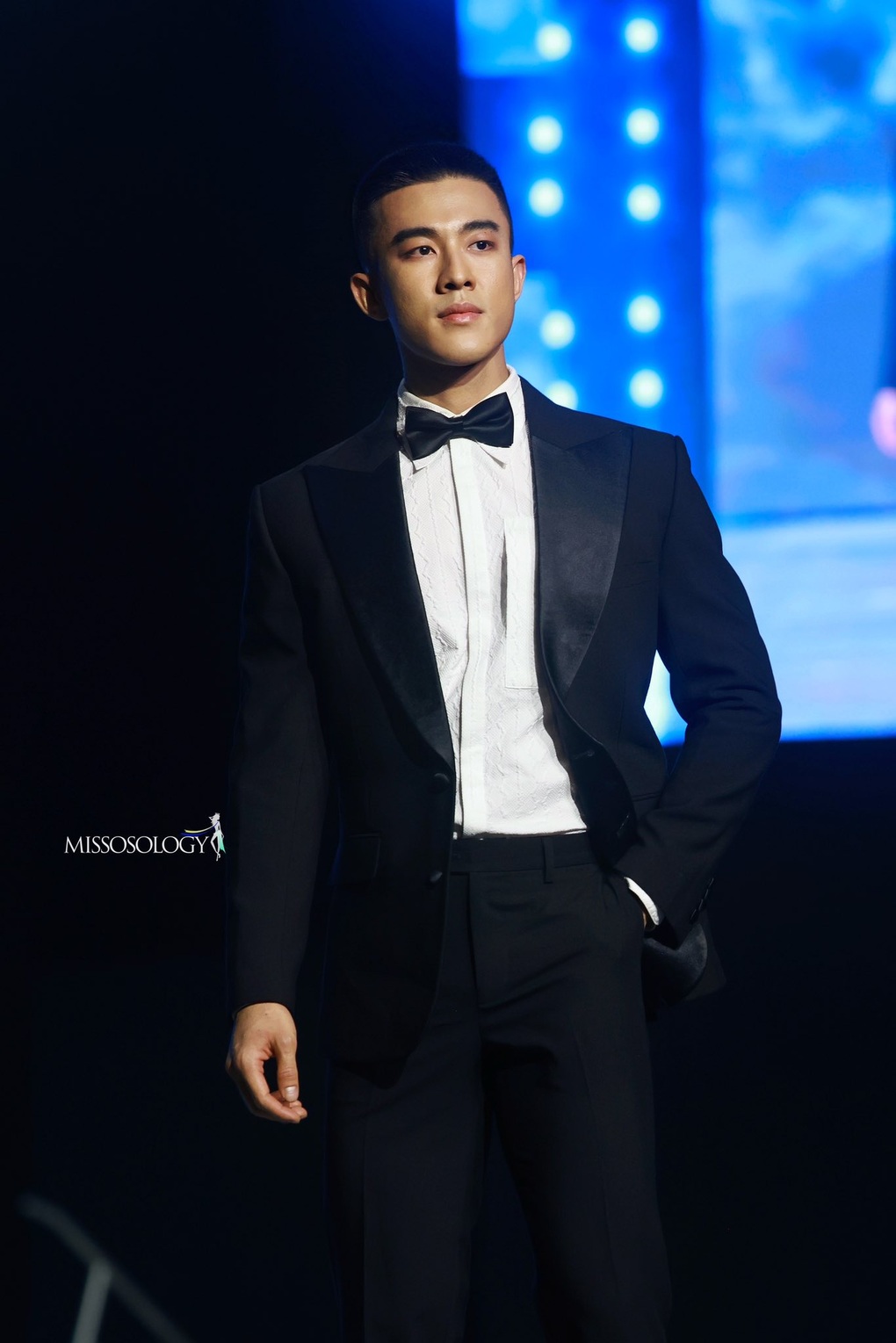 Đoàn Công Vinh đạt top 10 Nam vương Quốc tế, đi thi tiếp Nam vương Toàn cầu - 2