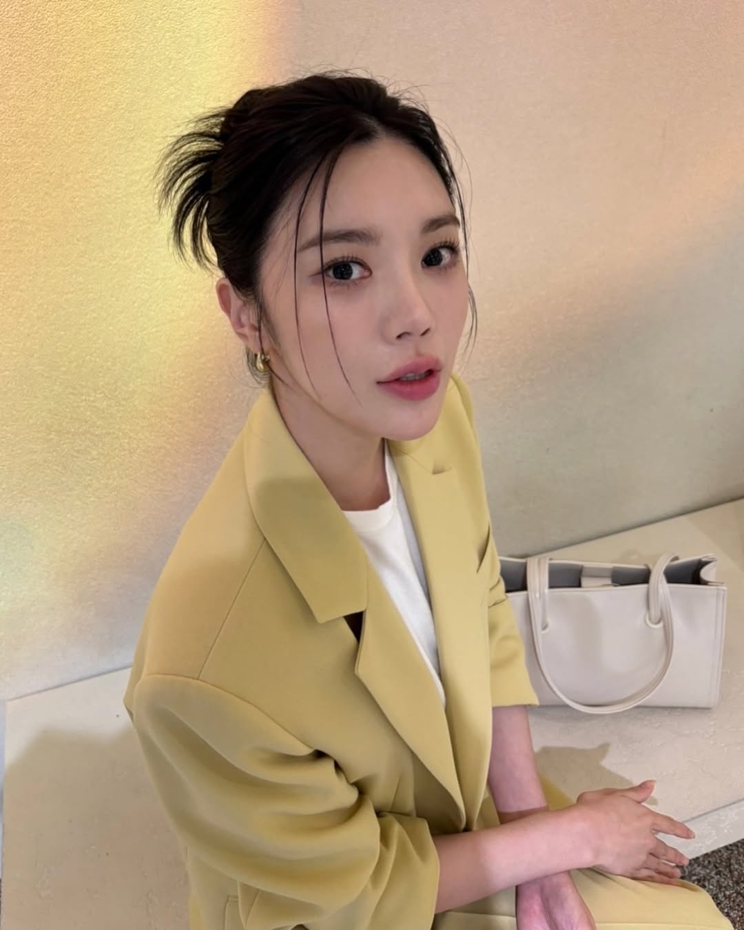 Nhan sắc phù nề cứng đờ của nữ thần thanh xuân gây sốc, không nhìn tên còn lâu mới nhận ra là ai!- Ảnh 6. Nhan sắc phù nề cứng đờ của nữ thần thanh xuân gây sốc, không nhìn tên còn lâu mới nhận ra là ai!- Ảnh 6.